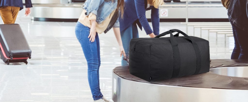 travel duffle bag, large lightweight carry on duffel for travel camping sports gym
